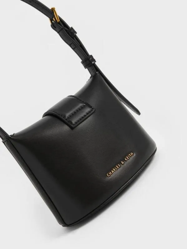 Women Gabine Bucket Bag 8211 Black CHARLES and KEITH Top Handle Bags