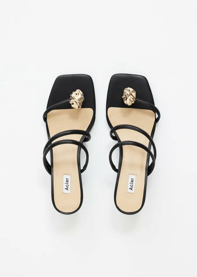 Women GATESIDE LOW HEEL Black Acler Shoes