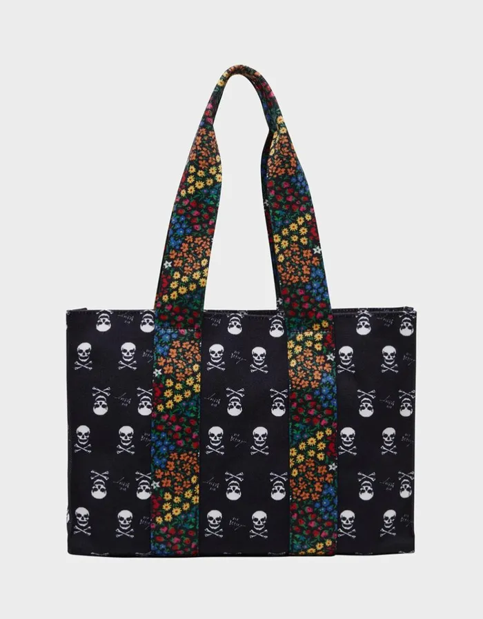 Women MEDIUM TOTE SKULLS Skulls Betsey Johnson