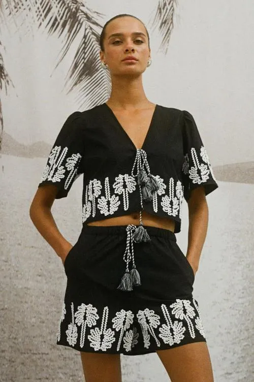 Women Rails Pants and Shorts Armanda Short Black Ivory Palm Trees Women Rails Pants and Shorts Armanda Short Black Ivory Palm Trees