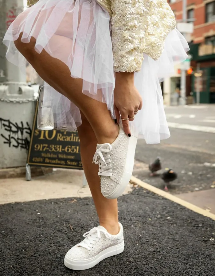 Women SIDNY IVORY Ivory Betsey Johnson