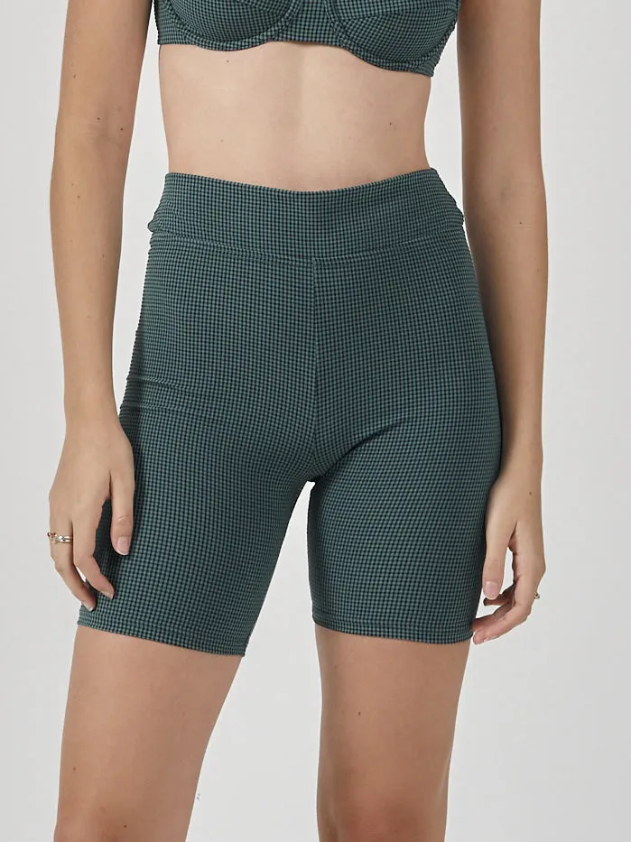 Womens Paradise Code Long Leg Bike Short Mallard Green Thrills Shorts